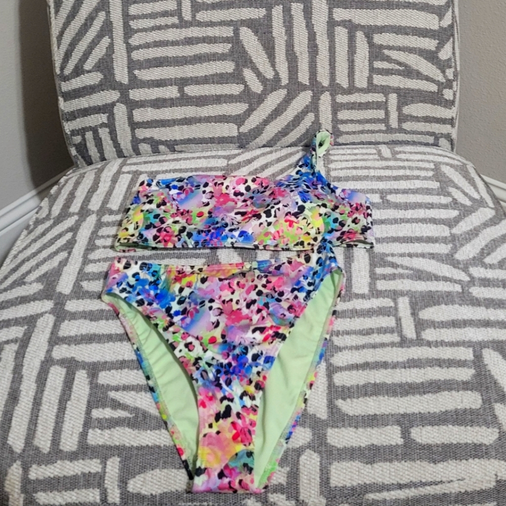 JUNIOR 2 Piece Multi color BIKINI  NWOT/Still has Hygiene Liner